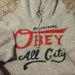 Men’s Large OBEY sweater.